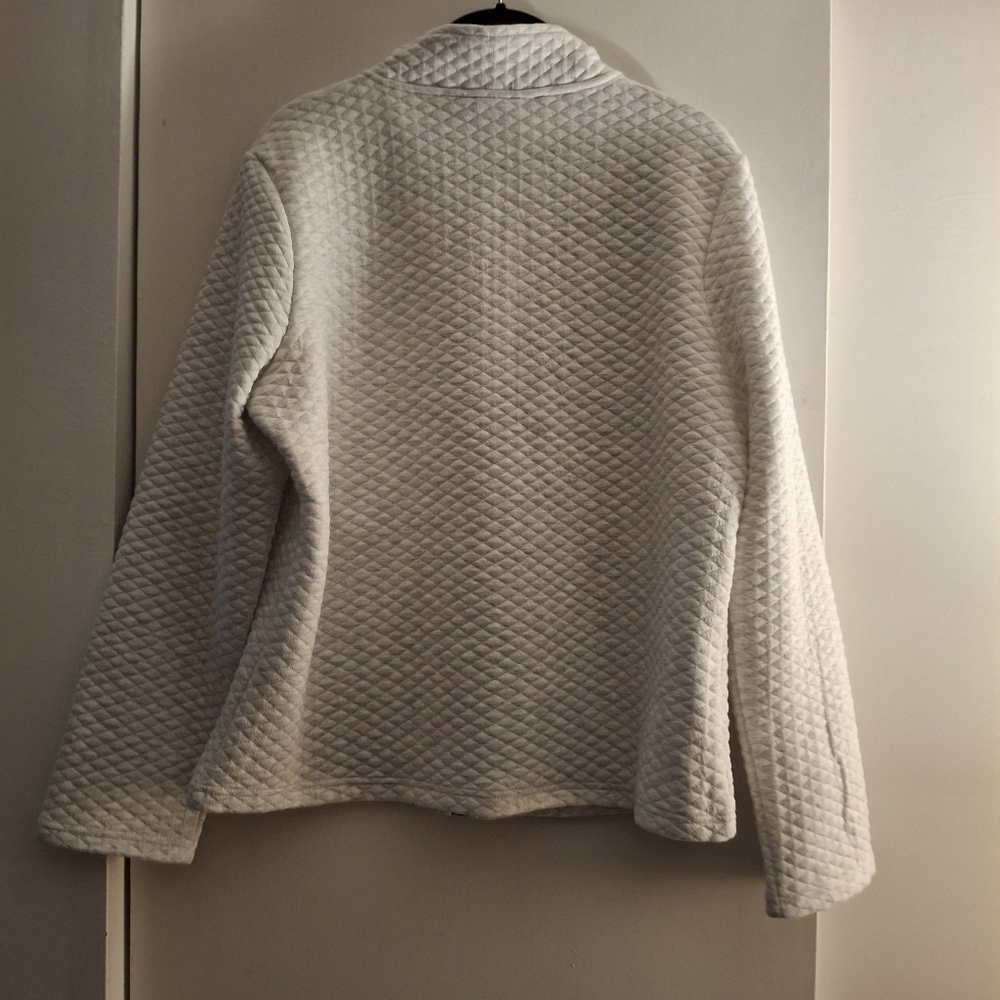 Onque Casuals White With Bkack Zip Up Sweater Quilted Knit - Picture 2 of 6